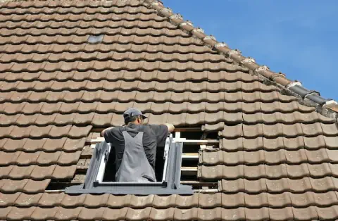 Pose de velux - La Rue-Saint-Pierre